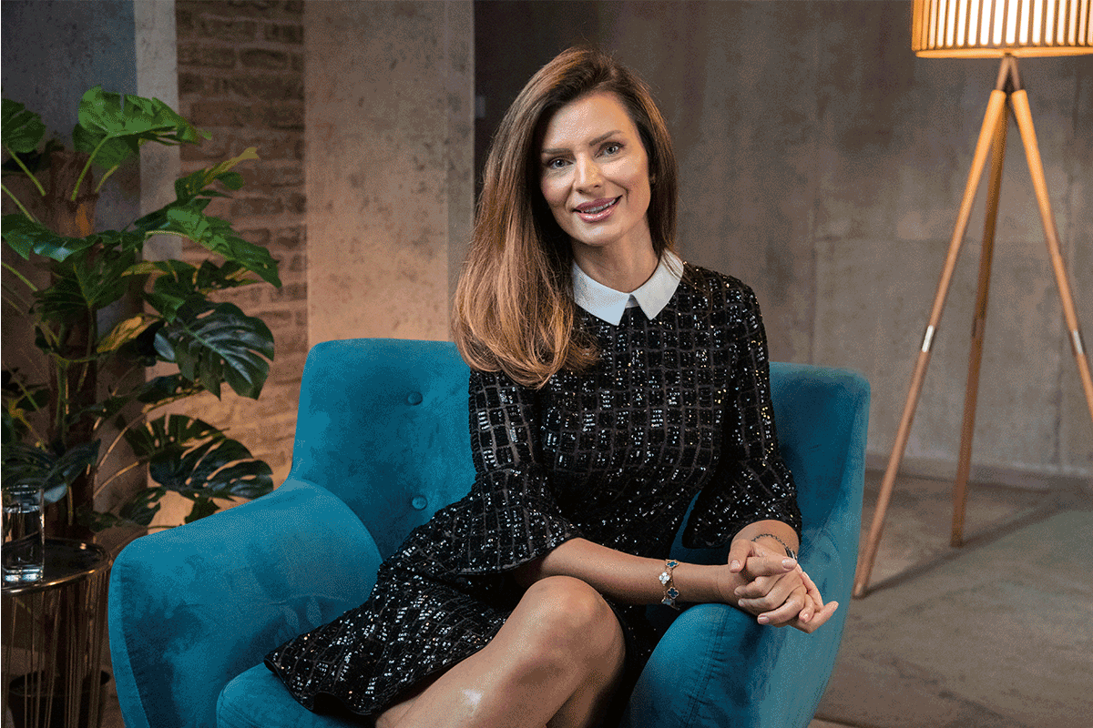 Srećne.rs proslavile 4. rođendan! Video-poruke poznatih ličnosti dirnule su nas i motivisale da idemo dalje još jače gif