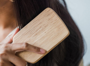 VITAMIN BEZ KOGA VAM OPADA KOSA: Dermatolozi otkrivaju kako da sprečite katastrofu