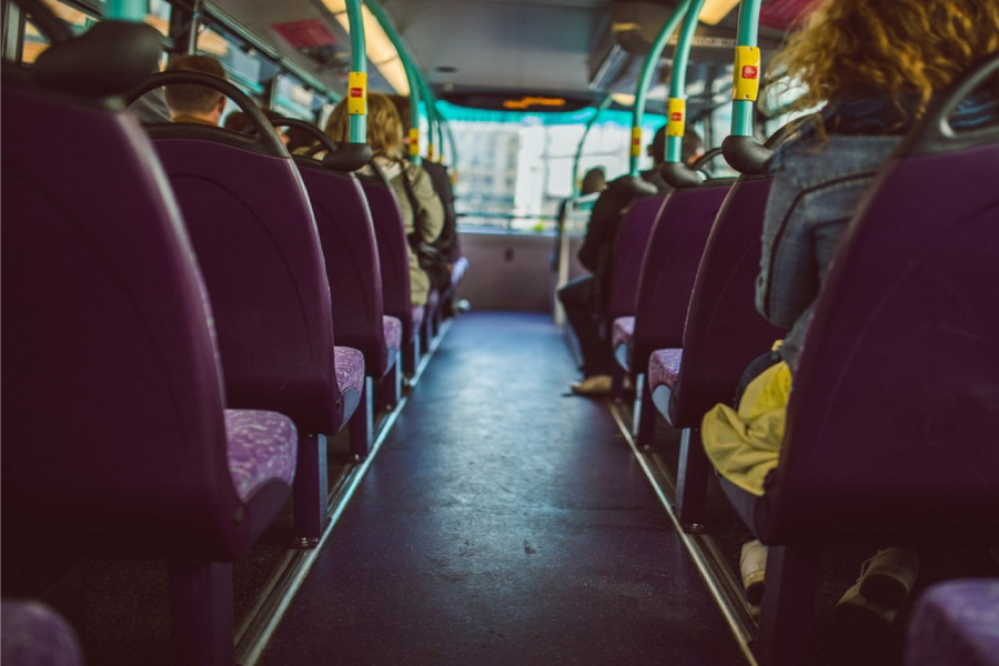 IZABERITE BEZBEDNO MESTO : Putnici pored prozora i suvozači najugroženiji