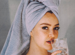 TRIK ZA LEPŠU KOSU: Samo jedna promena sa šamponom učiniće čudo!