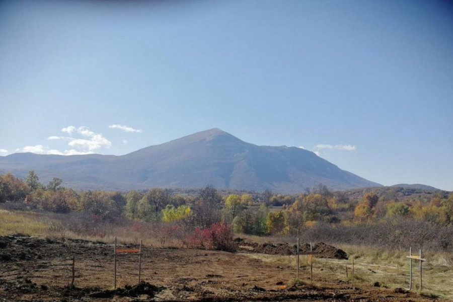 Jesen u Srbiji podno planine Rtanj je mesto koje se opisuje u bajkama