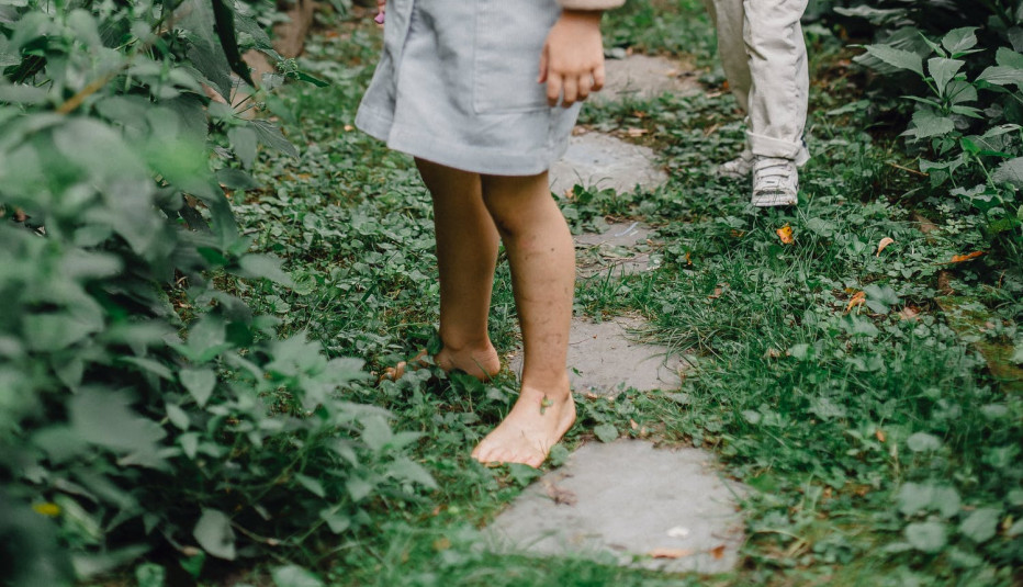 Za one sa MANJIM BUDŽETOM: Kako da napravite stazu za dvorište iz bajke