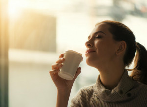 KAFA SPREČAVA RAST?! Evo zašto deca ne bi treblo da piju kafu!