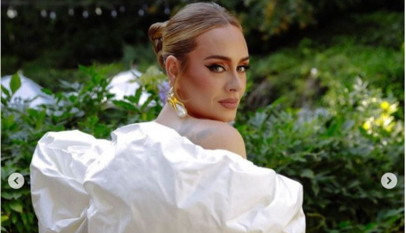 U PAR KORAKA: Našminkajte se kao Adel