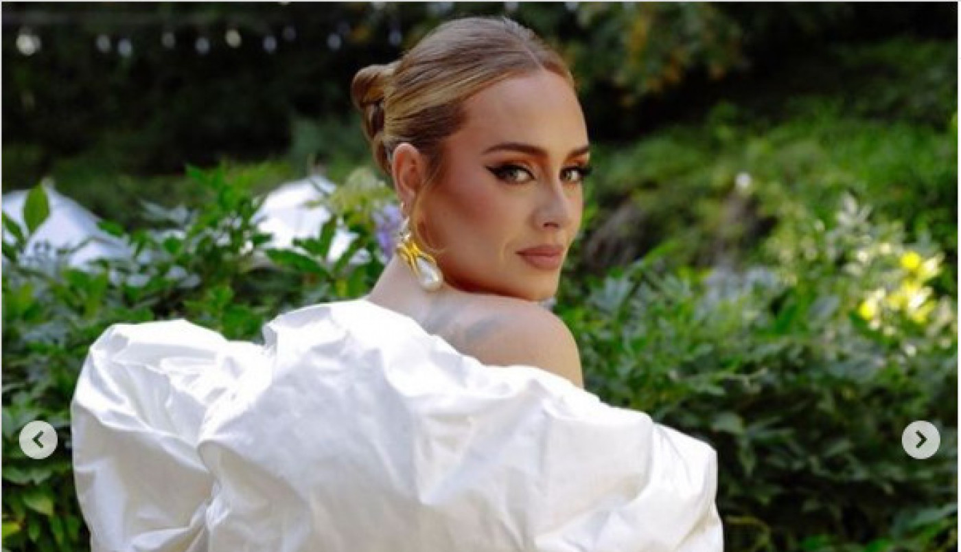 U PAR KORAKA: Našminkajte se kao Adel