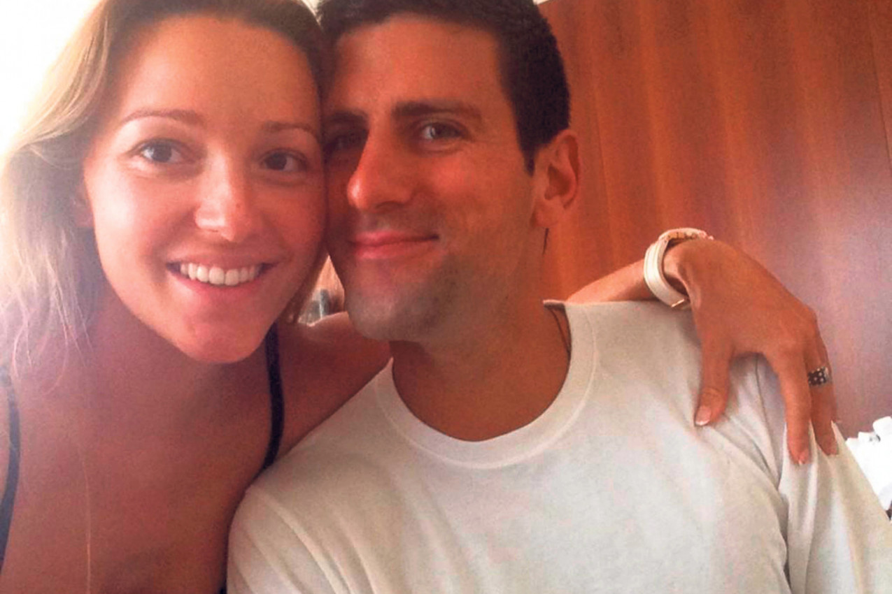 SAT VREDAN KAO STAN U BEOGRADU: Jelena Đoković uzburkala fanove svojim skupim aksesoarom