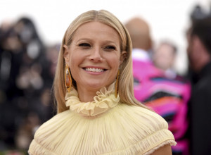 VIP KUHINJA: Gvinet Paltrou sprema pastu karbonara za vas