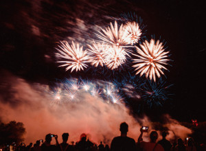 HOROSKOP ZA DECEMBAR: Ove znakove čekaju fantastične vesti!