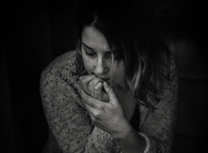 GRICKANJE NOKTIJU: Otarasite se ove ružne navike na nikad lakši način!