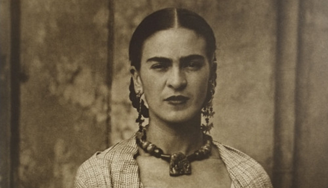 Ništa nije apsolutno. Sve se menja, kreće, cirkuliše, leti i odlazi.