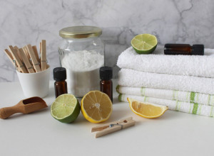 ČUDESAN SASTOJAK KOJI SVI IMAMO U DOMU: Kako da koristite beli prah da kuća zablista