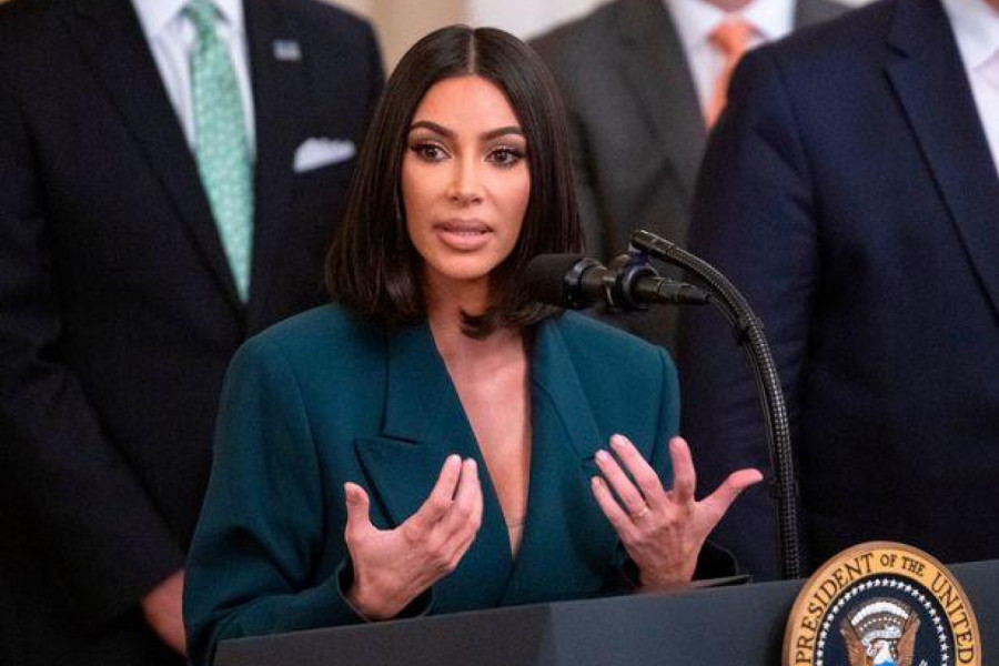 STARLETA KAŽNJENA SA 250.000 DOLARA! Kardašijanka žestoko prekršila zakon, svet zatečen!