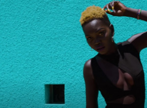 HRABRA I PRELEPA ŽENA: Manekenka Nijakim Gatvek pobija stereotipe u svetu visoke mode!