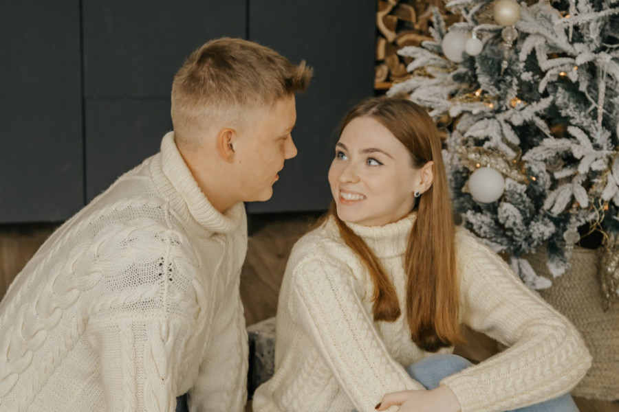 VIŠE OD PRIJATELJSTVA: Znaci koji ukazuju da muškarac želi ljubavnu vezu