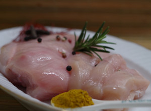 PILETINA SA PEČURKAMA: Ručak bez mnogo muke od tri sastojka