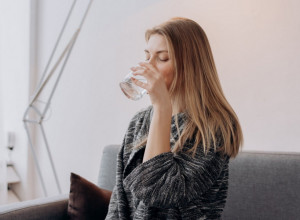 3 RECEPTA za detoks pića koja POMAŽU MRŠAVLJENJE