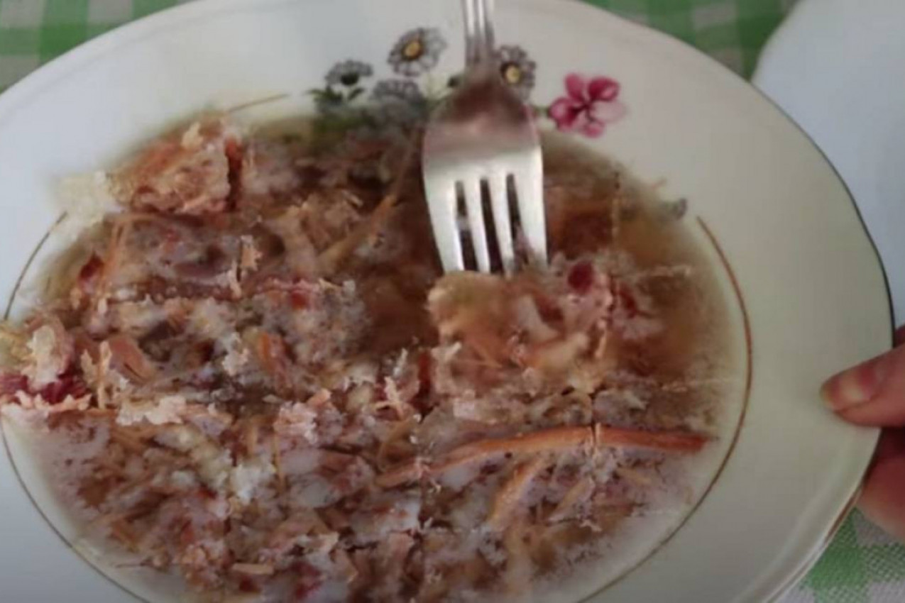 PIHTIJE, JELO SA JUGA SRBIJE: Lako se sprema i jede u slast