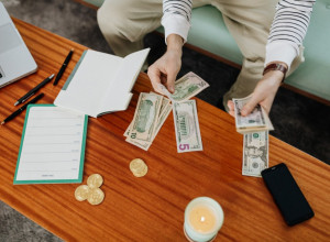 VREDI DA SE ŠTEDI: 15 mudrih saveta supermama da novca nikada ne zafali!