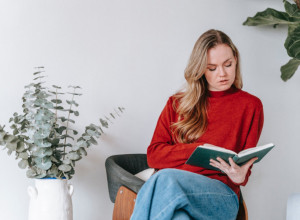 BOJA OD MILION DOLARA: Šta je to “SKUPA PLAVA“ i kako do trendi frizure ovog proleća?