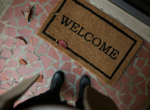 URADITE OVO I NOVAC ĆE UĆI U VAŠ DOM: Jednostavno je i mnogo će vam pomoći!