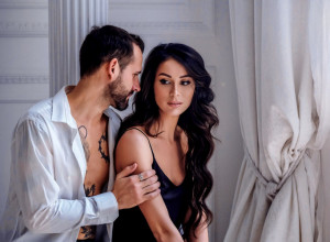 TAJNE VELIKIH ZAVODNIKA: Kako da je smuvate kao pravi Kazanova?