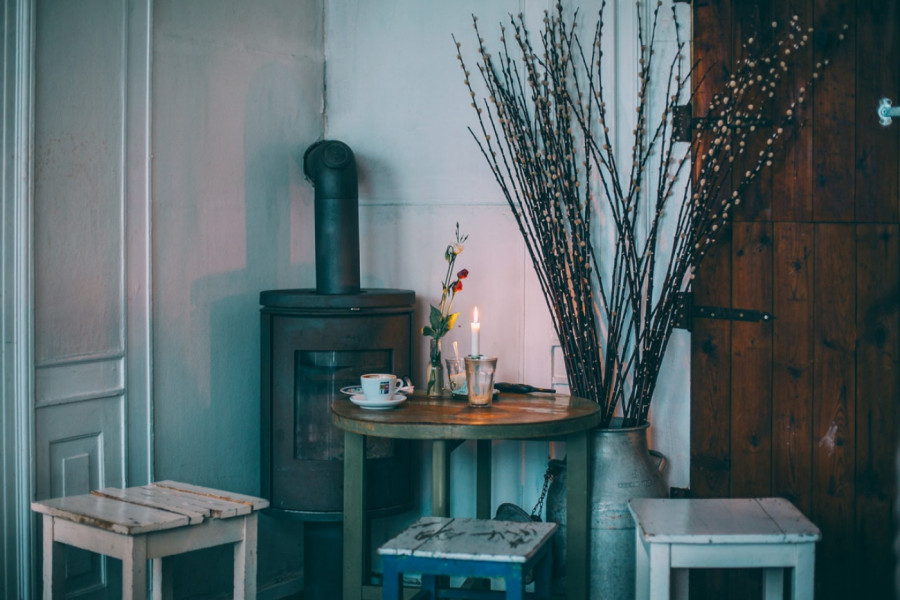 DNEVNI I NEDELJNI RASPORED ČIŠĆENJA PEĆI: Kako da grejanje na pelet bude što efikasnije