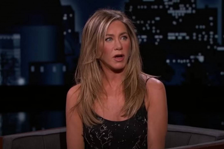 Dženifer Eniston pokazala kako trenira: I ko je ometa u tome!