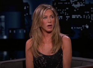 Dženifer Eniston pokazala kako trenira: I ko je ometa u tome!