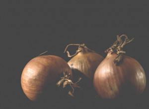 LUK PROTIV ŠEĆERA: Jednostavan recept koji će vam mnogo pomoći!