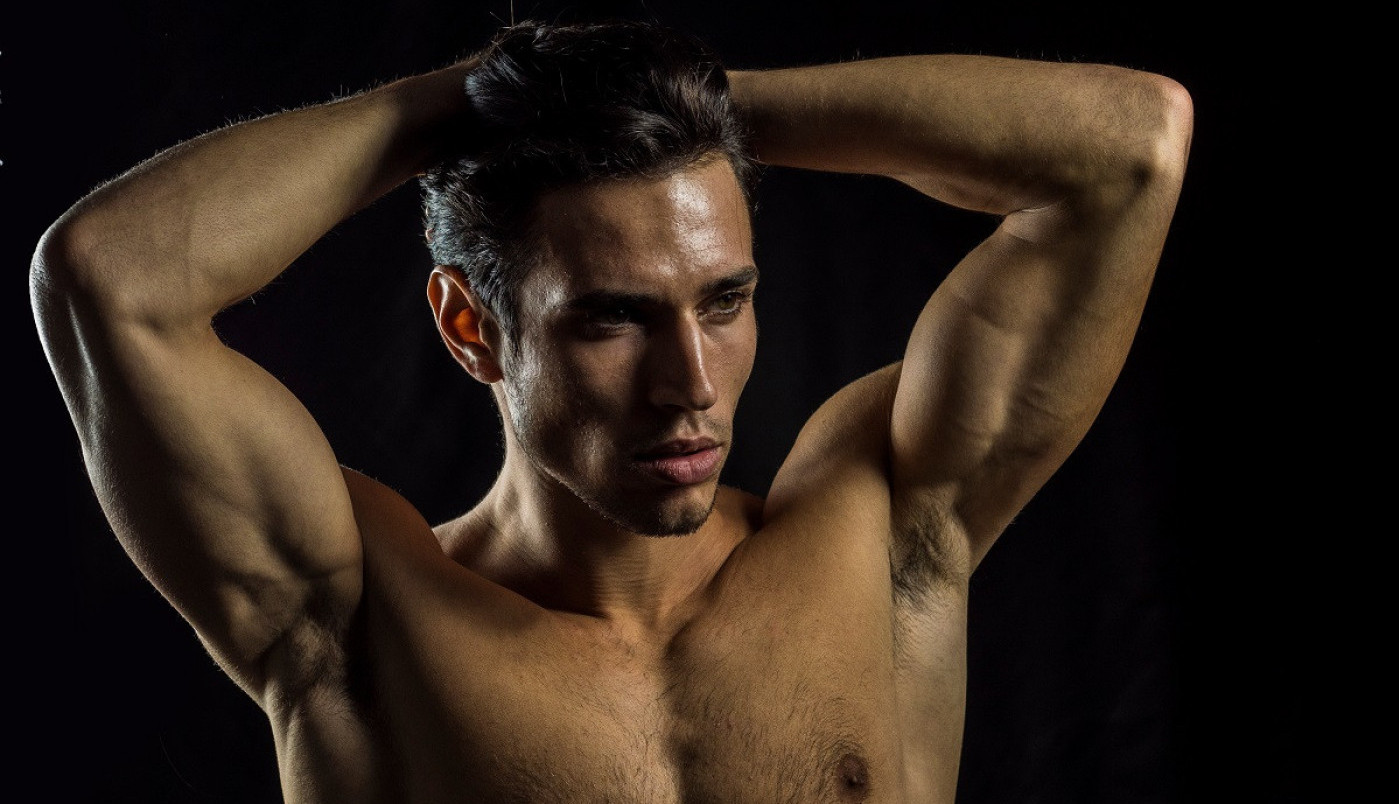 MELEM ZA ŽENSKE OČI: Fotkali se takmičari na izboru za Mistera 2021. i pokazali SVE! (FOTO)