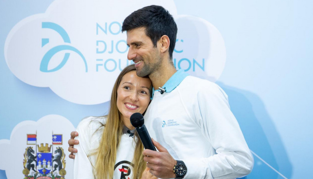 JELENA ĐOKOVIĆ: Red je da ošišam mog pećinskog čoveka! (VIDEO)