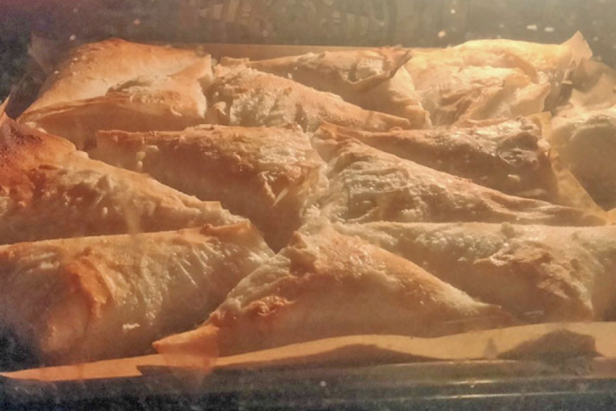 ODUŠEVITE GOSTE: Brza pita sa jabukama