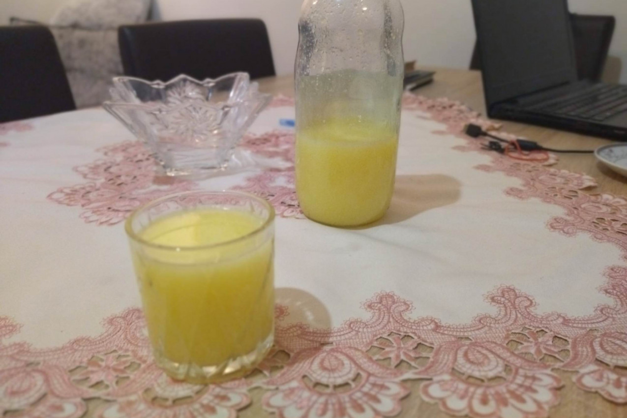 RECEPT STARIH MAJSTORA: Domaća ceđena limunada