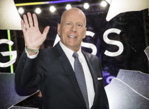 BRUS VILIS GUBI MOĆ GOVORA! Potresni detalji o glumčevoj bolesti, evo šta je u pitanju!