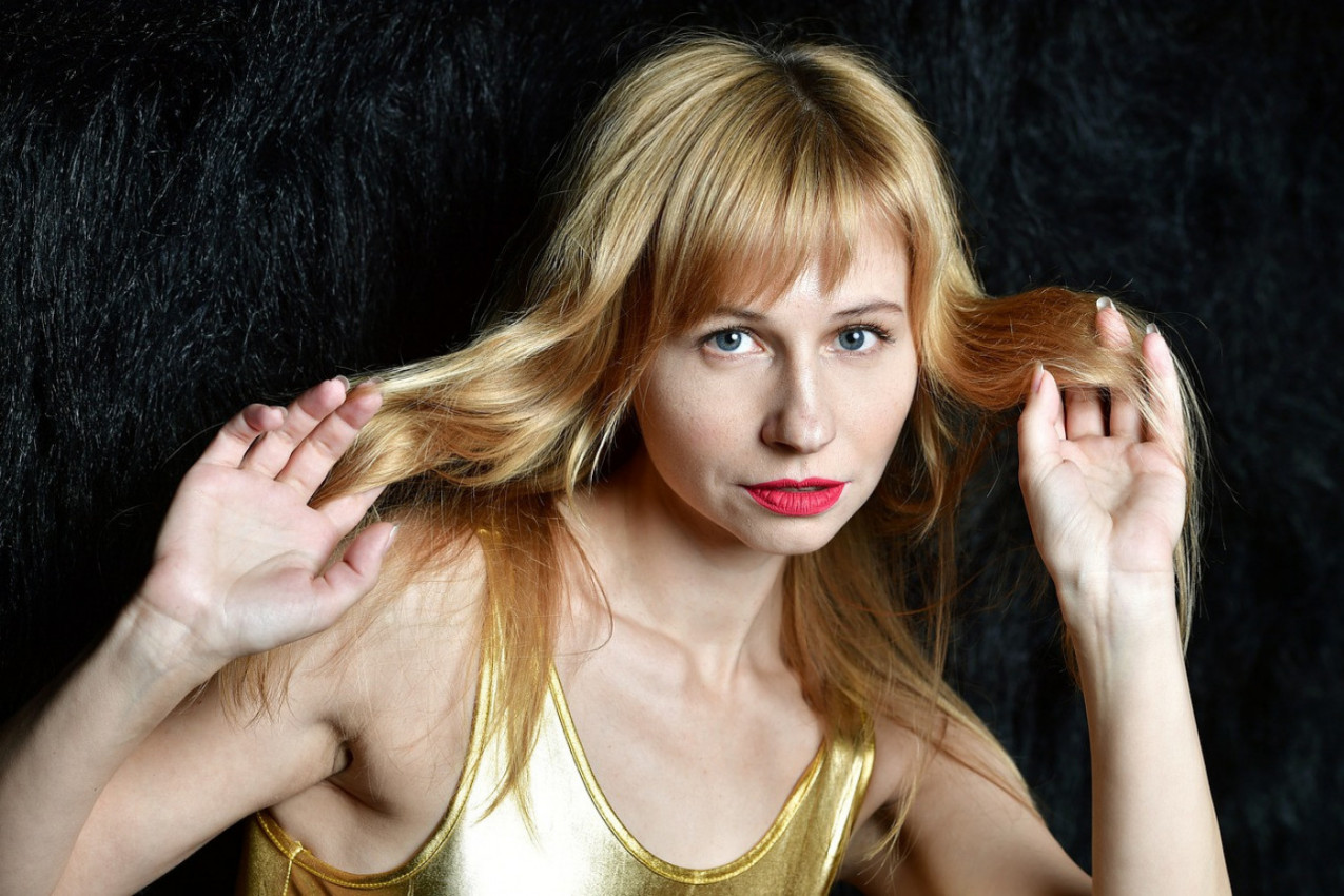 SAVETI ZA BRŽI RAST KOSE: Evo kako da vam kosa raste 1 cm mesečno