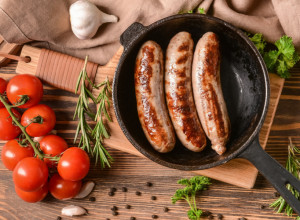 MISLITE DA ZNATE KAKO SE PRŽI KOBASICA? Verujte nam - GREŠITE!