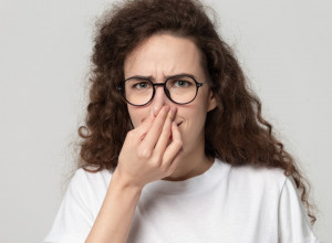 PET TELESNIH MIRISA MOGU OZBILJNO DA ZABRINU! Ako ovo osetite, odmah se javite lekaru!