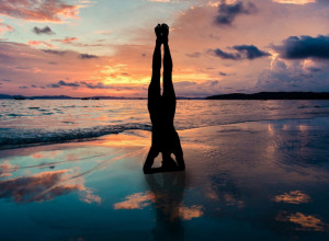 5 JOGA POZA ZA BRŽI RAST KOSE! Sjajna i gusta, bas onakva o kakvoj ste sanjali!