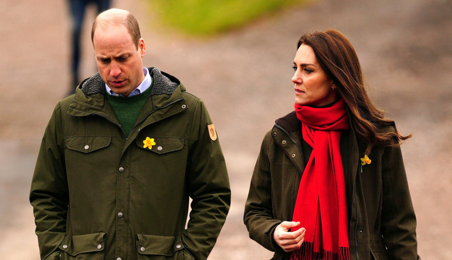 ISPLIVALE PAPARACO FOTOGRAFIJE KEJT I VILIJAMA: Poruka koju su poslali jasno govori o njihovom planu! (VIDEO)