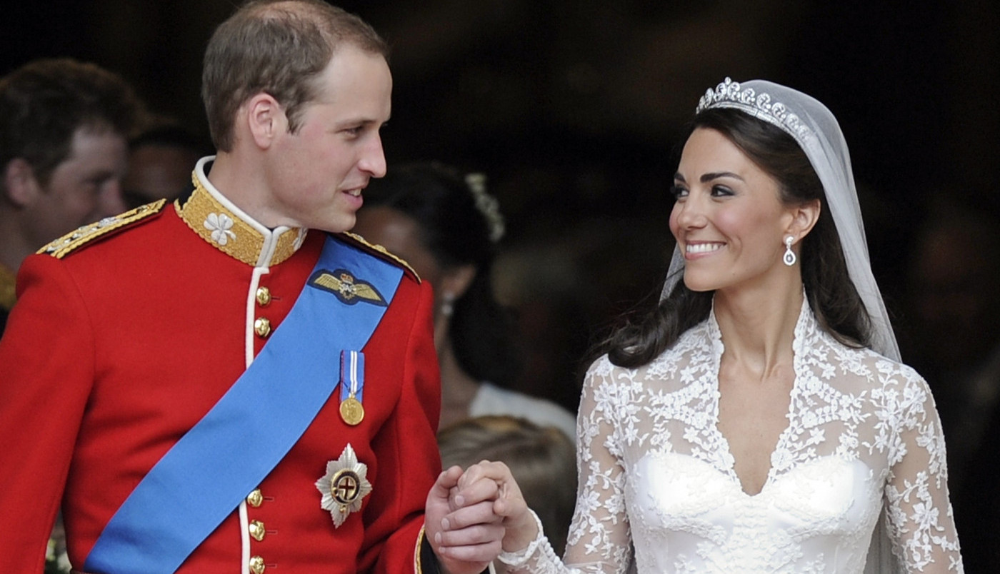 KEJT MIDLTON PRE I POSLE UDAJE ZA PRINCA VILIJAMA: Devojka iz komšiluka danas je dama kojoj se divi ceo svet (VIDEO)