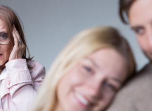 SVEKRVA ME JE UNIŠTILA NAKON ŠTO SAM JOJ SPREMILA RUČAK! Bolna ispovest žene, svet u šoku, evo šta se nije svidelo roditeljima njenog muža!