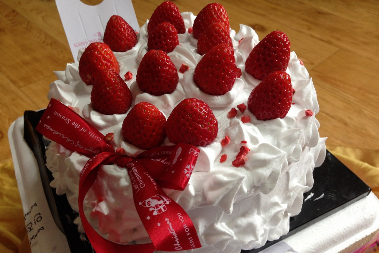 BRZA, JEFTINA I PREUKUSNA VOĆNA TORTA ZA ZAUZETE MAME! Deca će je obožavati