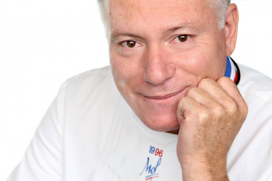 U BEOGRAD STIŽE NAJBOLJI OD NAJBOLJIH KUVARA! U bogatoj i uspešnoj karijeri bio je i lični kuvar predsednika Francuske!