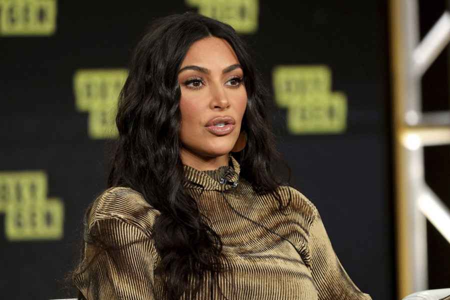 ŠTA SE DOGODILO sa stomakom KIM KARDAŠIJAN? Ljudi zgroženi!