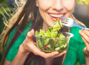 SAVETI ZA ZDRAVU ISHRANU! 3 ključna načina da se hranite zdravo uvek i na svakom mestu!