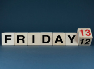 PETAK 13. JE POSEBNO MRAČAN ZA OVA 4 HOROSKOPSKA ZNAKA! Osim ovog dana, neočekivani izazov stiže i  16. maja!
