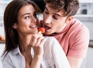 ZABORAVITE NA VIJAGRU, OVE NAMIRNICE MNOGO INTENZIVNIJE POJAČAVAJU ŽELJU! Raspametićete vašu drugu polovinu!