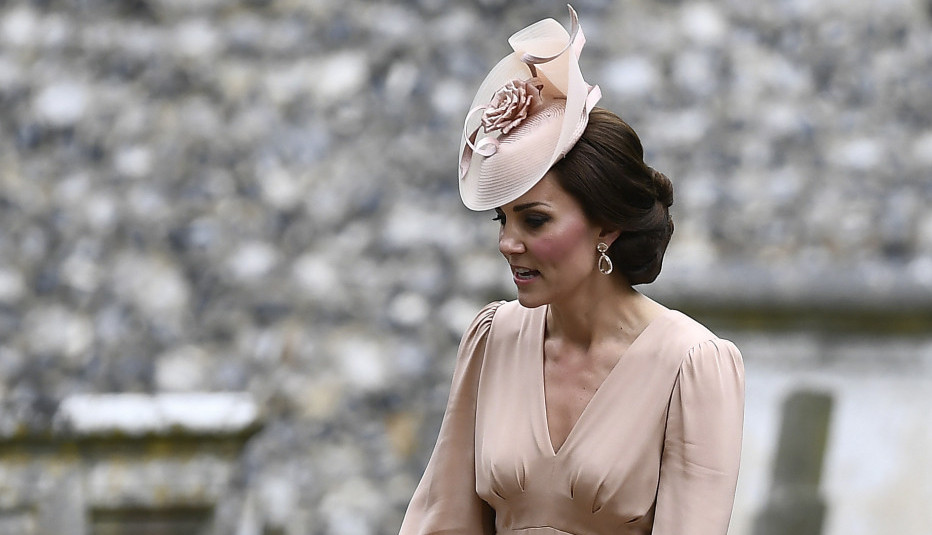 SVI PRIČAJU O TOME ŠTA JE ČARLS PRIREDIO KEJT MIDLTON: Princeza od Velsa nije ni slutila šta joj se sprema (FOTO)