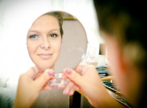 OGLEDALO KAO DOKTOR: Lice otkriva da li ste zdravi i kako vam radi mozak