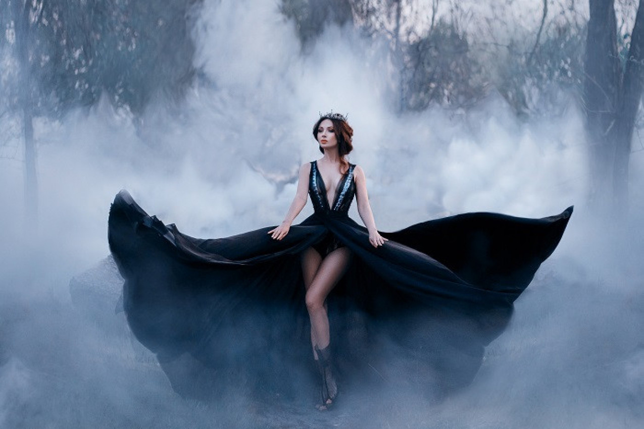 ŠOK ZA TRADICIONALISTE: Novi trend među mladama venčanica u ovoj boji!